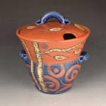 Front Avenue Pottery Handmade Soup Tureen Fish Blue Backside